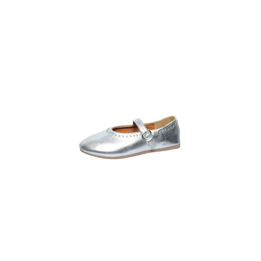 75ddcad2-919d-4c72-af56-84bc2bf59619-Max